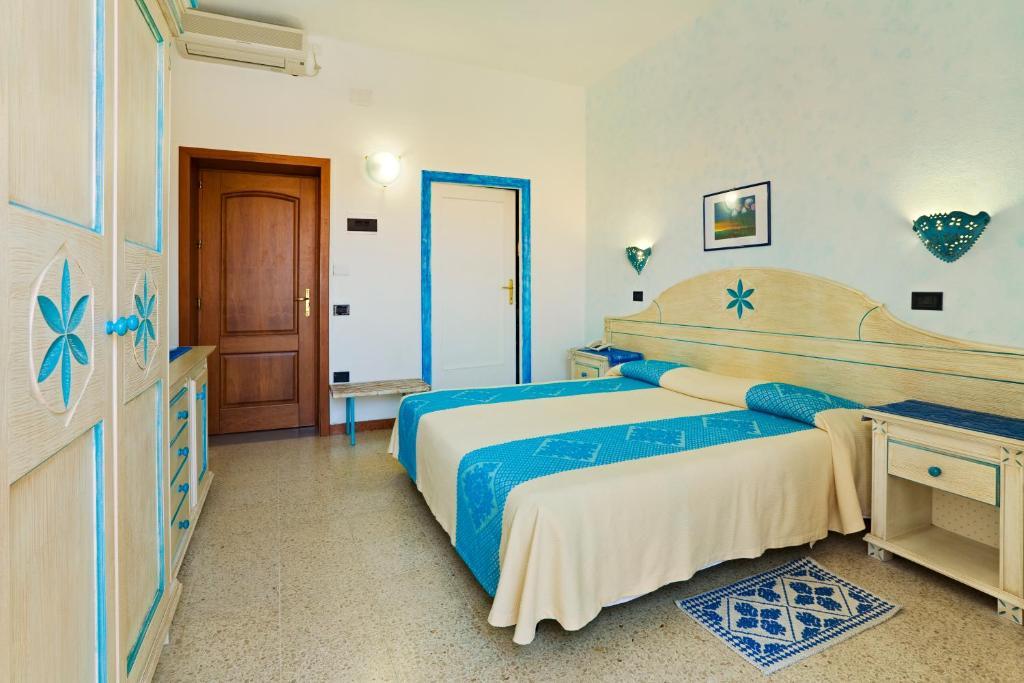 Hotel Moderno Santa Teresa Gallura Rum bild